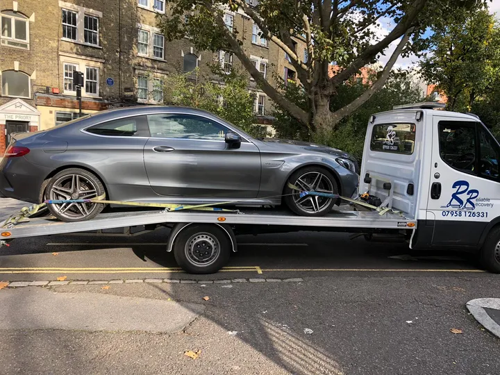 Car recovery truck in London