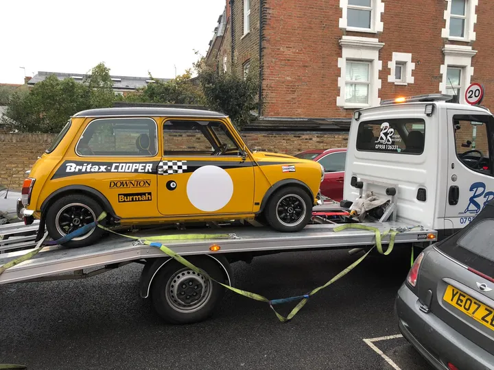 Vehicle recovery and towing in London